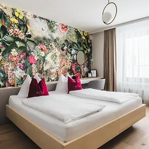 https://altstadt-weisse-taube.salzburghotels.net