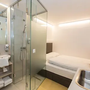 Smart Nano Living - Hauptbahnhof - Self Check-in Vienna
