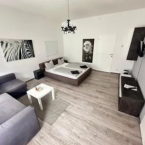 Apartmán Hauptbahnhof Štýrský Hradec