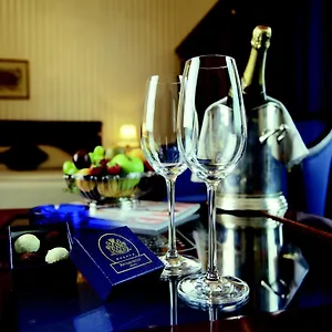5* Отель Ambassador