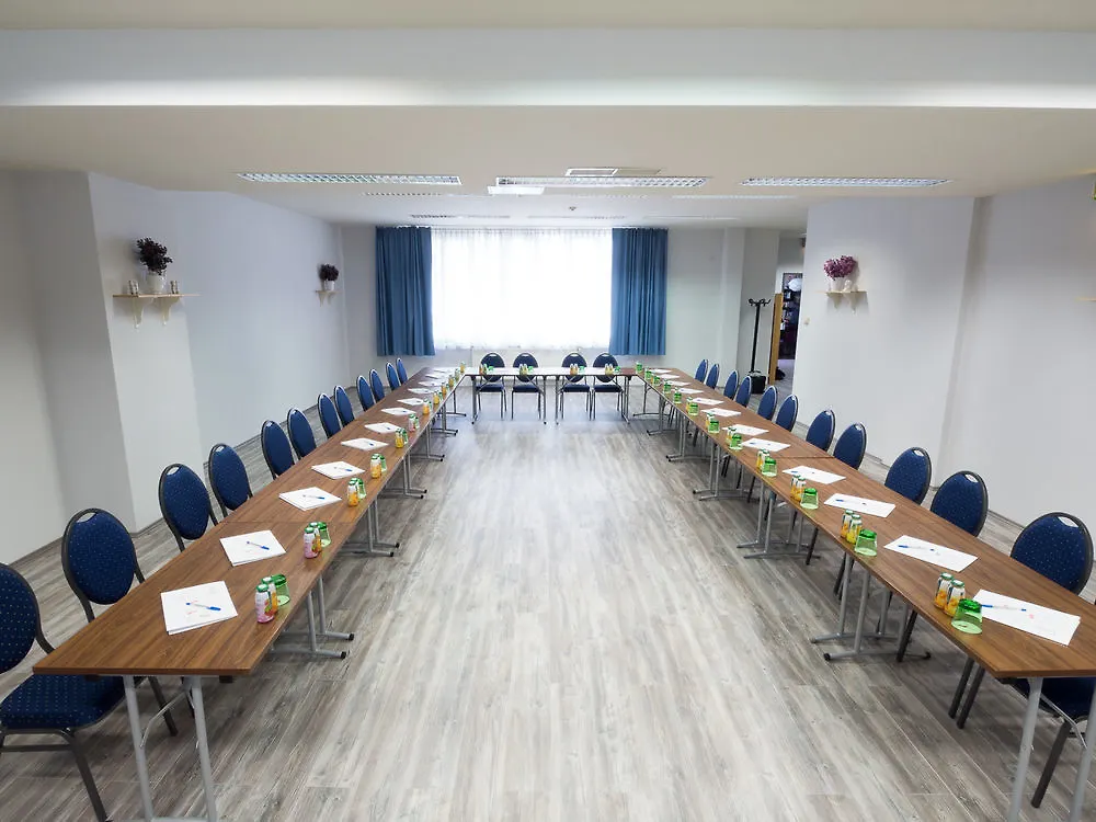 Apartahotel 24Hours Apartment Hotel Viena