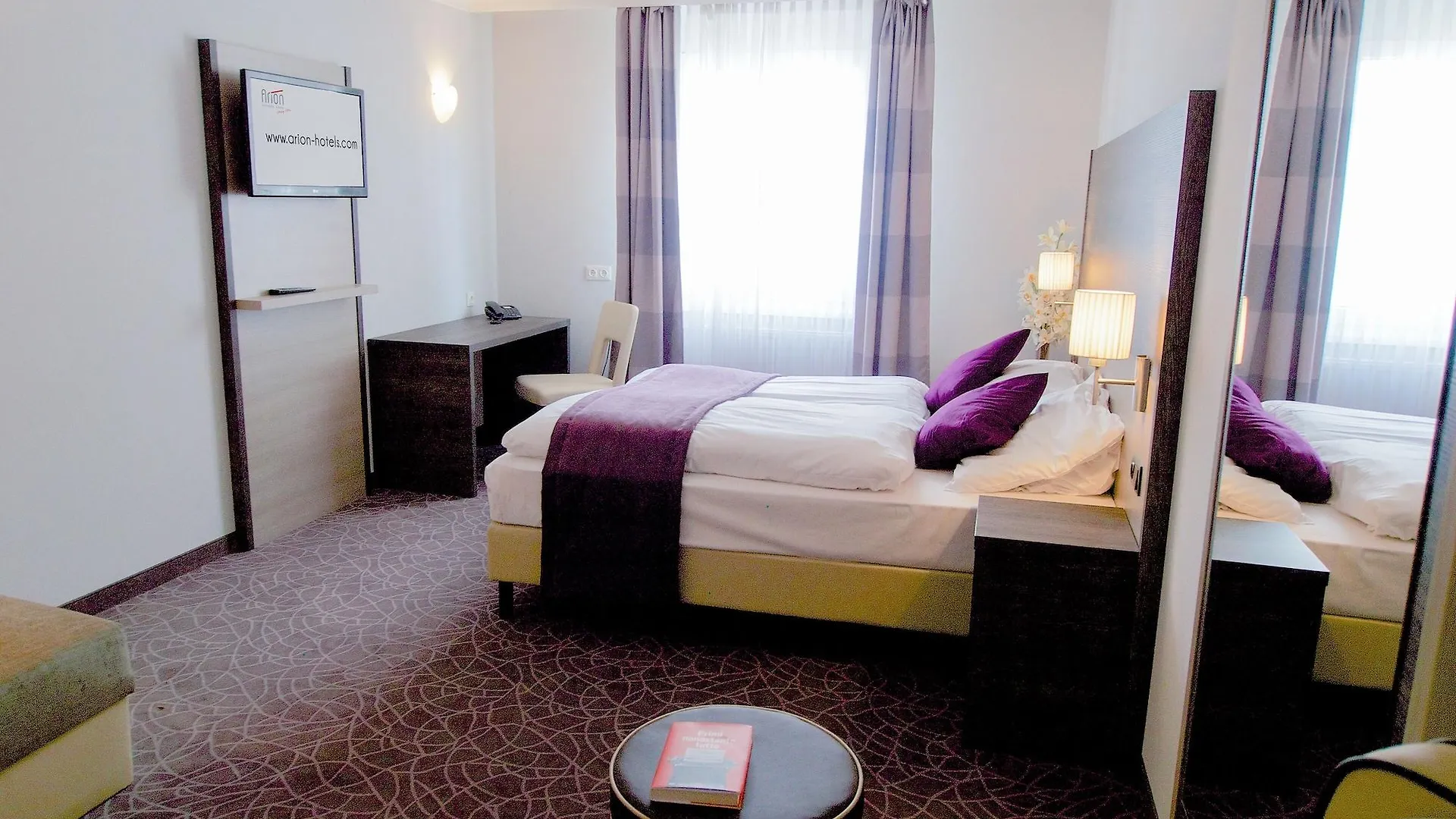 24Hours Apartment Hotel Aparthotel