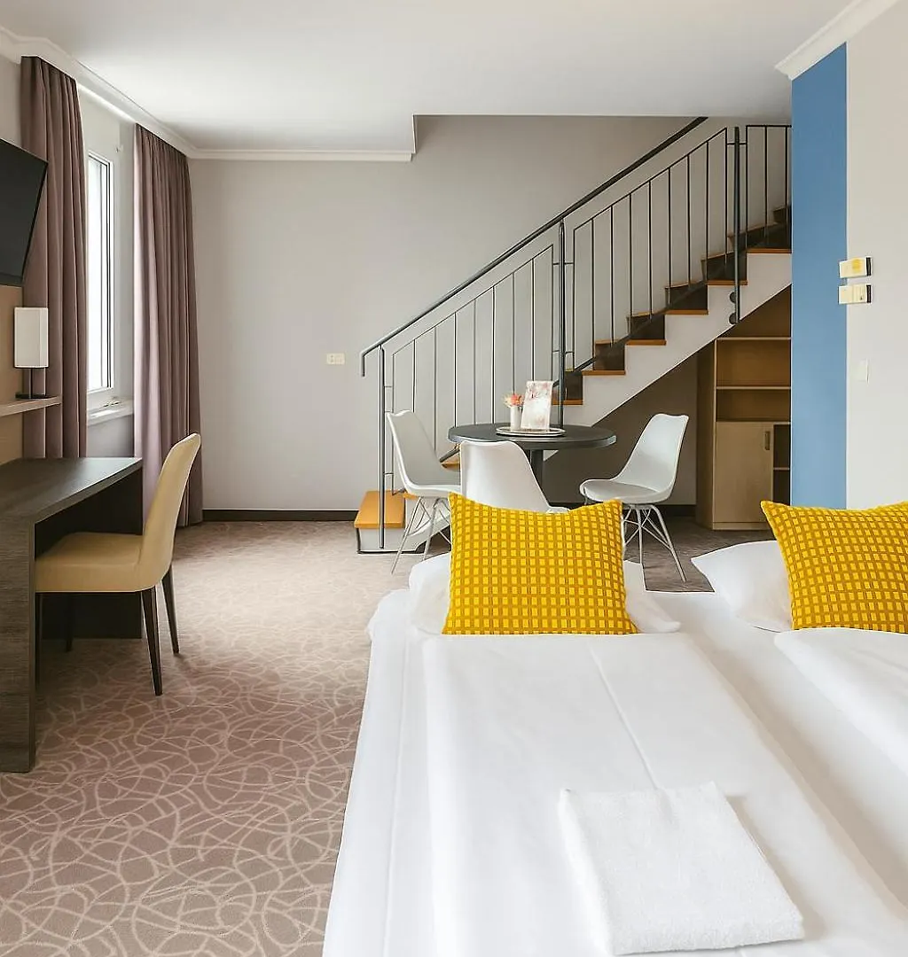 24Hours Apartment Hotel Vienna 4*,